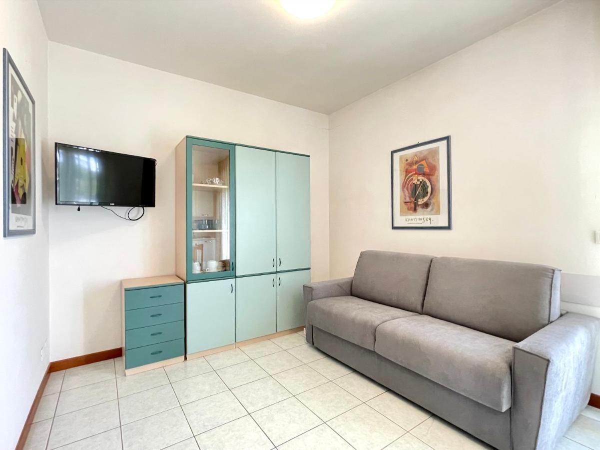 Palazzo Masotto - Carraro Immobiliare Jesolo - Family Apartments Exterior photo
